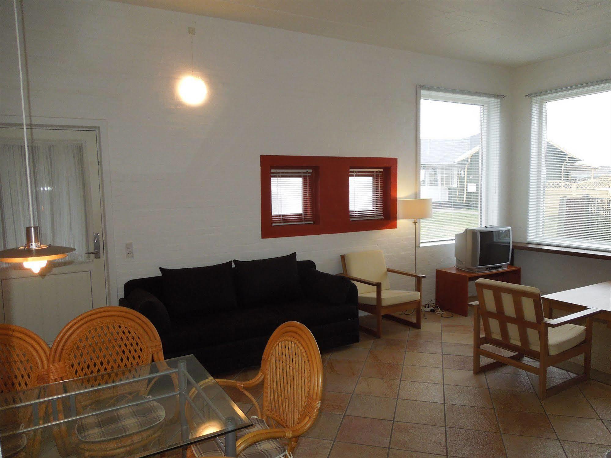 Lakolk Hotel 2*